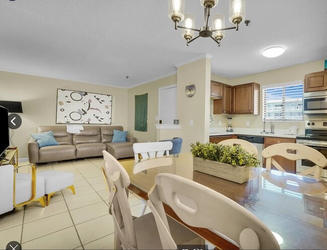 Building Photo - 663 William Hilton Pkwy