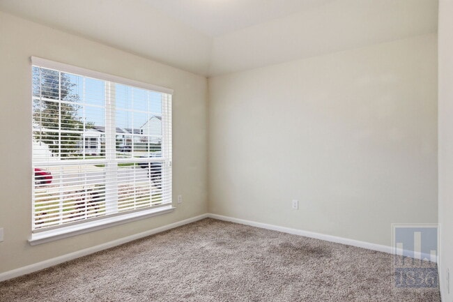 Building Photo - 9604 Eloquence Dr