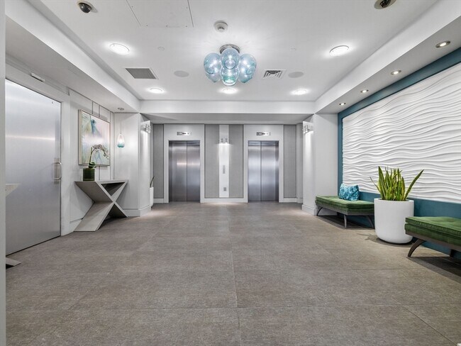 Building Photo - 234 Causeway St