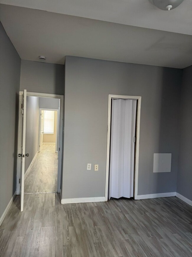 Building Photo - Recently Renovated Two Bedroom House Ready...