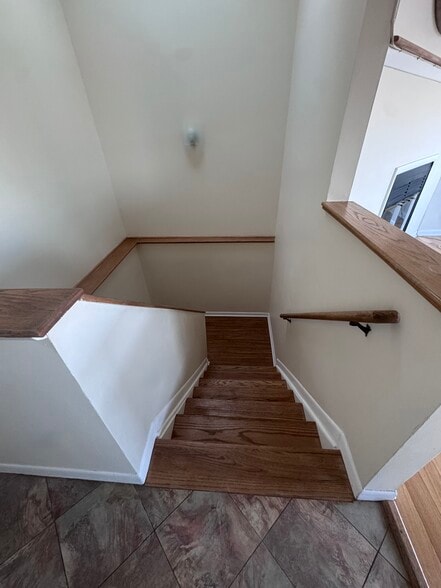 Building Photo - 1503 Eagles Ridge Rd