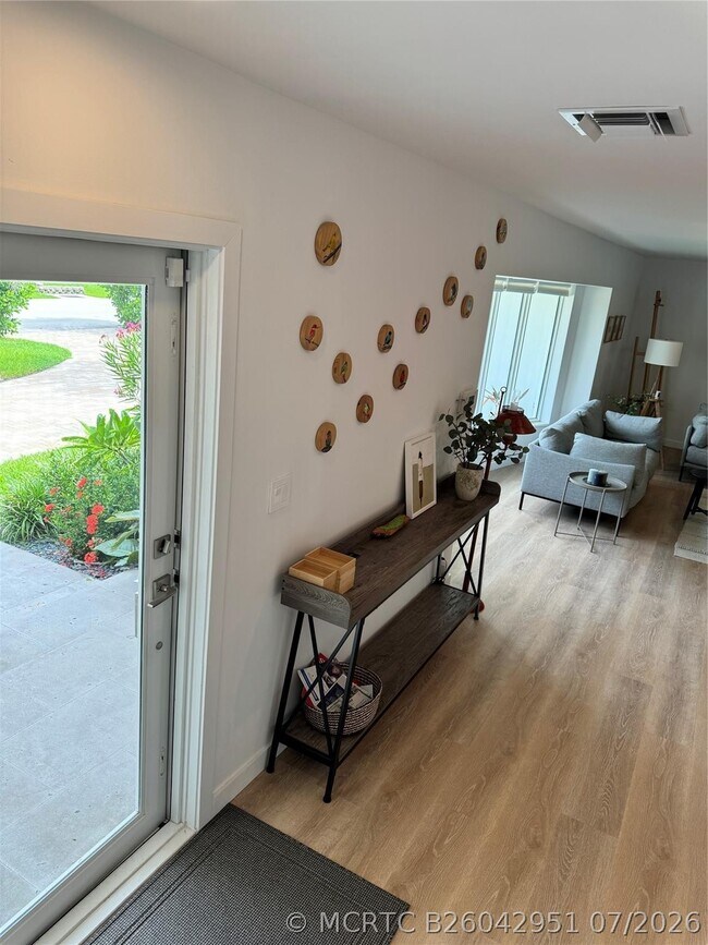 Building Photo - 2020 Coral Reef Dr