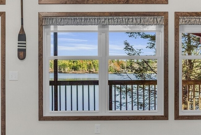 Building Photo - 23 Laurie Ln