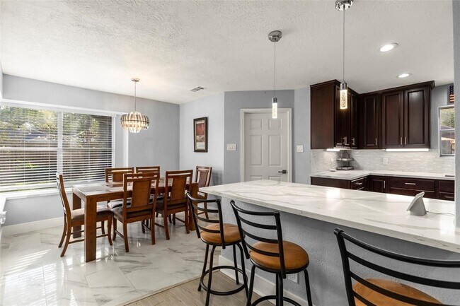 Building Photo - 12423 Honeywood Trail