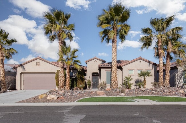 Building Photo - Beautiful Home With Casita in Sun City Anthem
