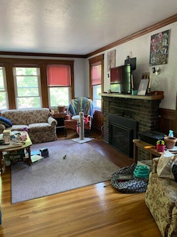 Living Room - 31 Greycliff Rd