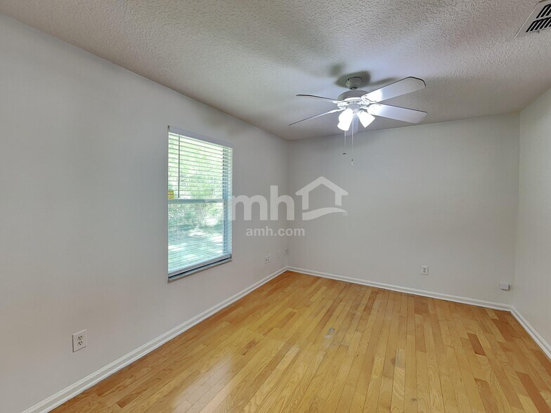 Building Photo - 2700 Darwin Ct