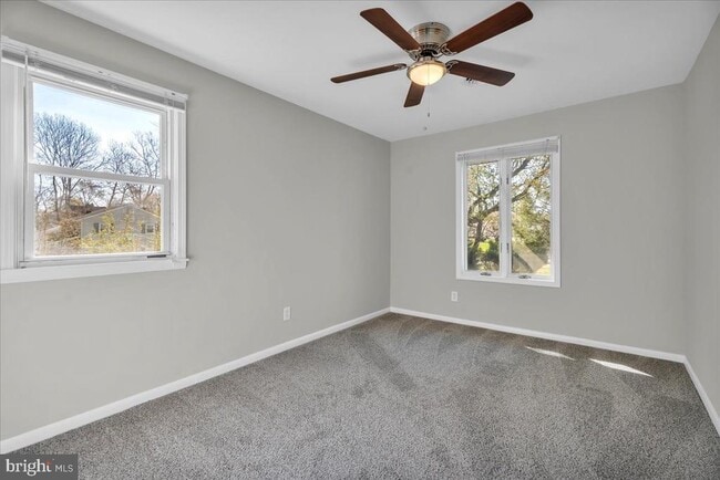 Building Photo - 301 County House Rd