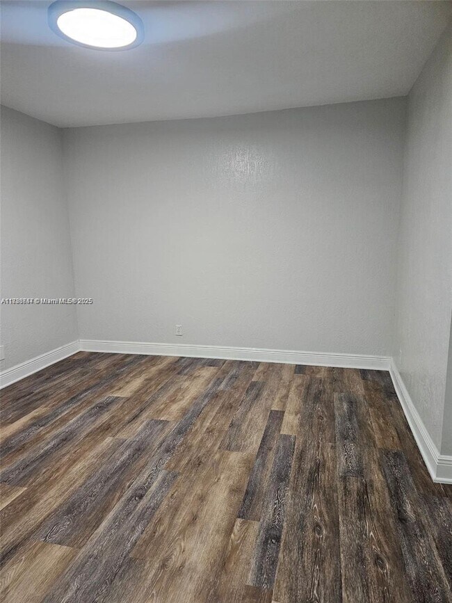 Building Photo - 4140 NW 90th Ave