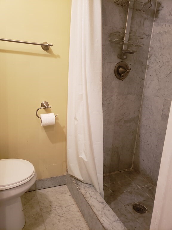 Building Photo - 141 Arlington St