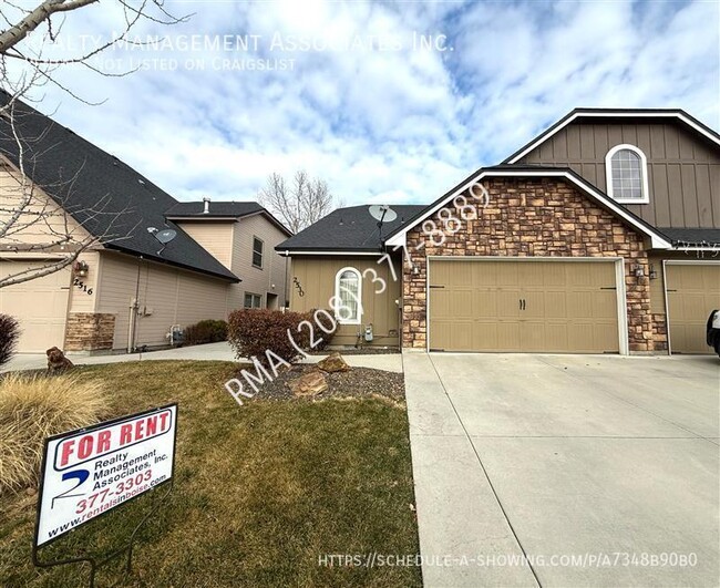 Primary Photo - Luxurious 3-Bedroom, 3-Bath Townhouse with...