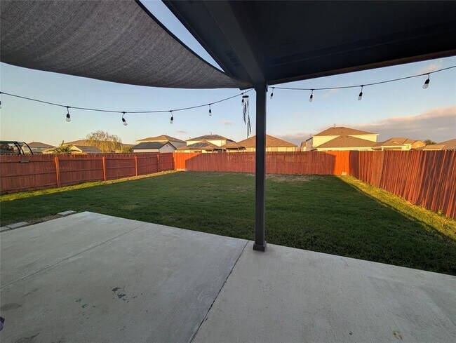 Building Photo - 3720 Soft Shore Ln