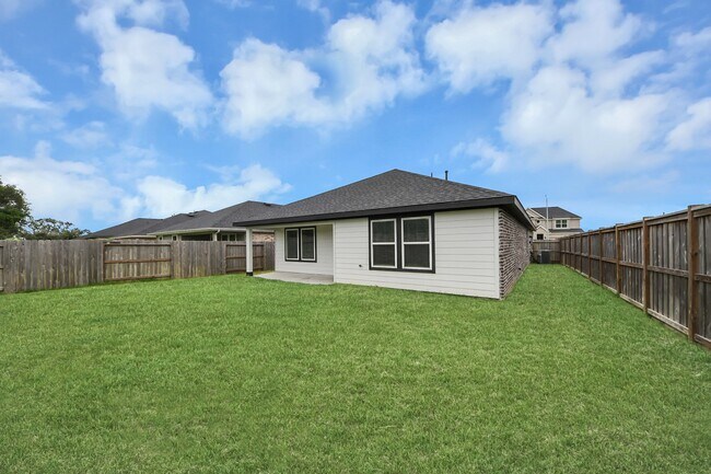 Building Photo - 1618 Westway Dr