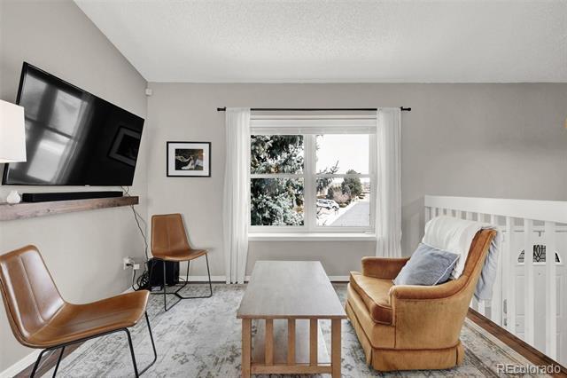 Building Photo - 3240 Post Oak Dr