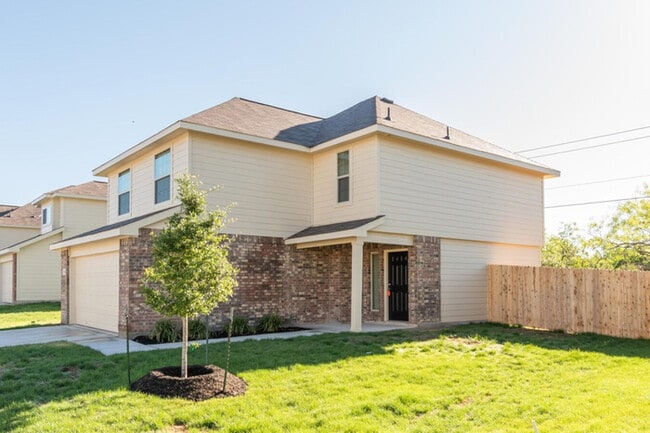 Building Photo - 5026 War Horse Dr