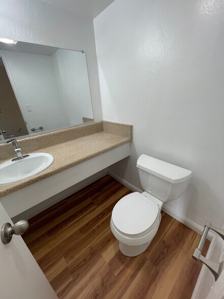 Building Photo - 343 Cabrillo St