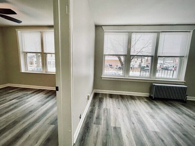 Building Photo - 4932 S Packard Ave