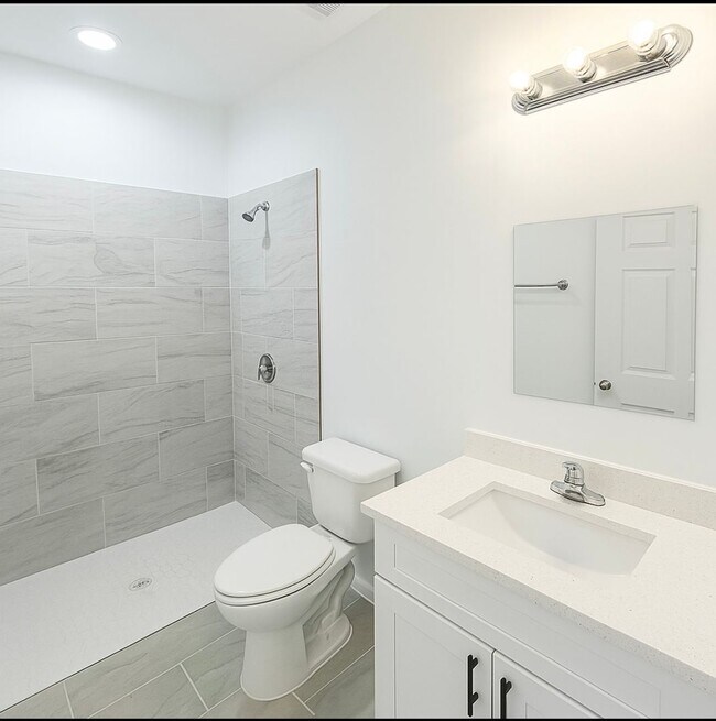 Building Photo - Brand New 3 Bed / 2 Bath Rental in Cape Coral