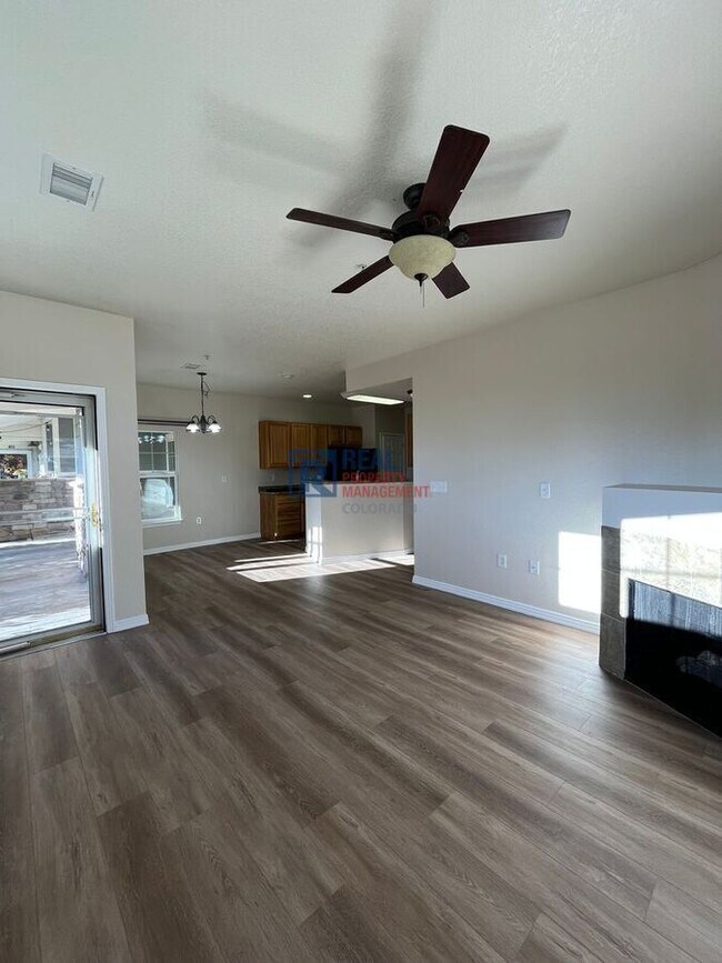 Building Photo - 9591 Pearl Cir