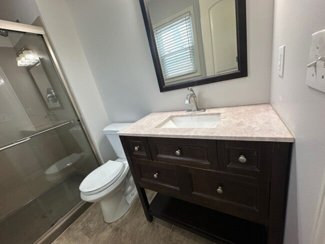 Building Photo - {10240}  Renovated Home in Cherry Hills+ H...