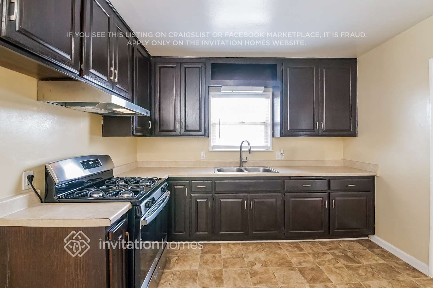 Building Photo - 4703 W 169th St