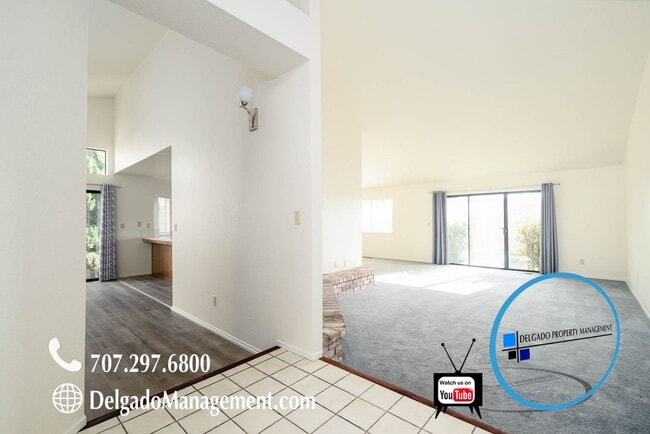 Building Photo - Gorgeous Glen Cove 4 bedroom home.