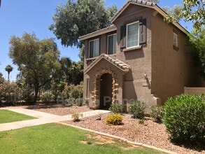 Building Photo - 5720 S 21st Pl