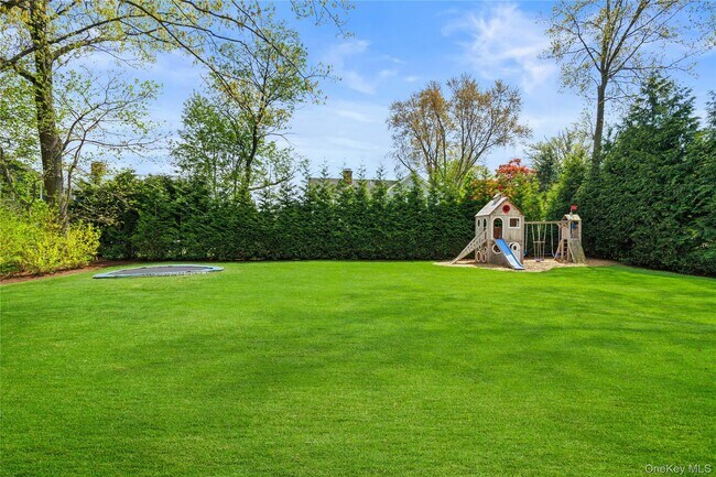 Building Photo - 25 Hunt Pl