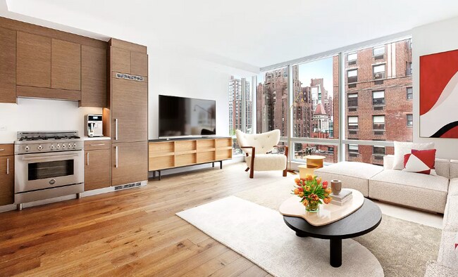 Primary Photo - 325 Lexington Ave