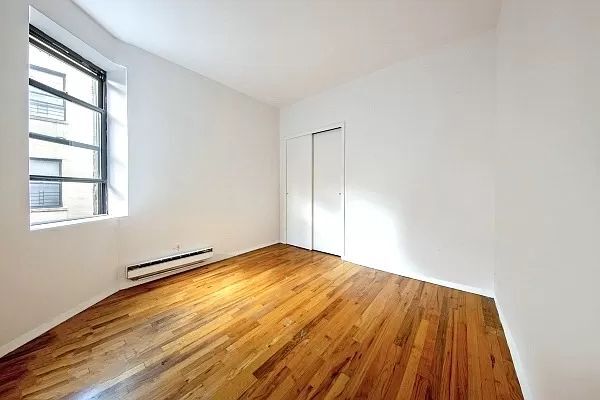 Building Photo - 167 Avenue B