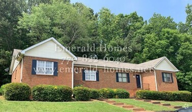 Building Photo - Now Ready! 2 bedroom 2 bath in Snellville