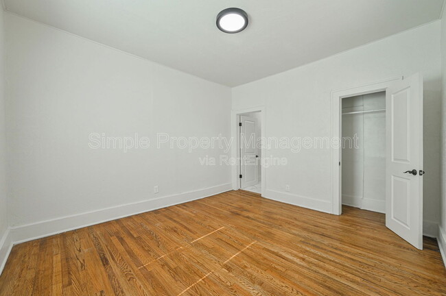 Building Photo - 1225 NE 17th St