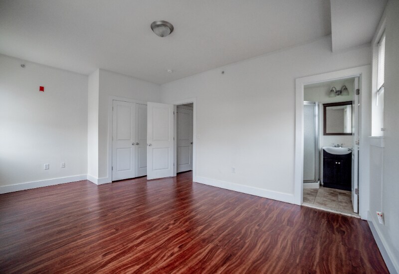 Building Photo - 3518 Spring Garden St