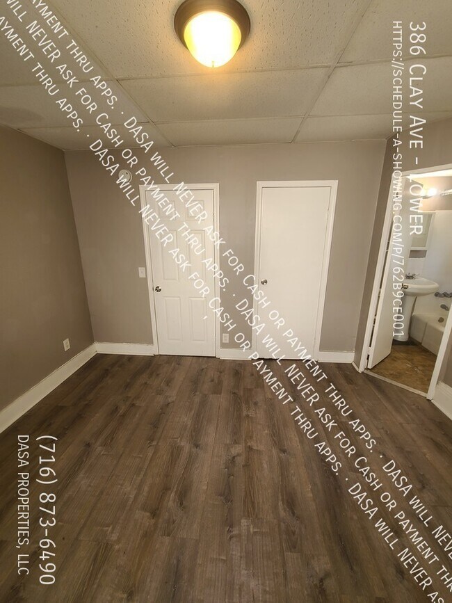Building Photo - 386 Clay Ave