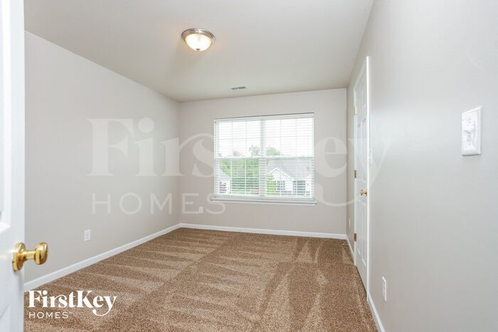 Building Photo - 109 Piety Dr