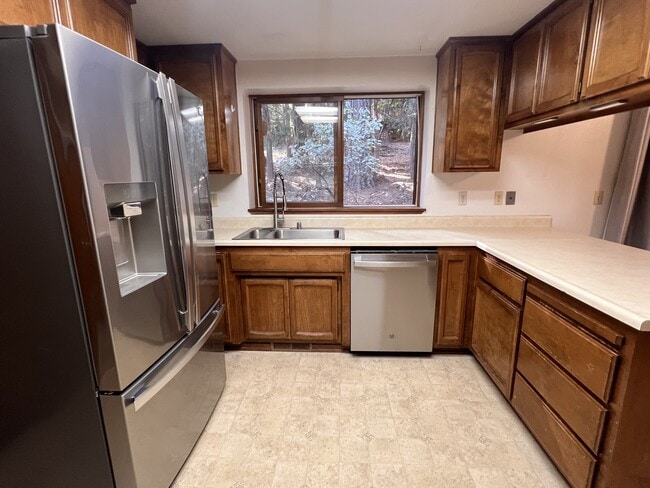 Building Photo - 11521 Ragan Way