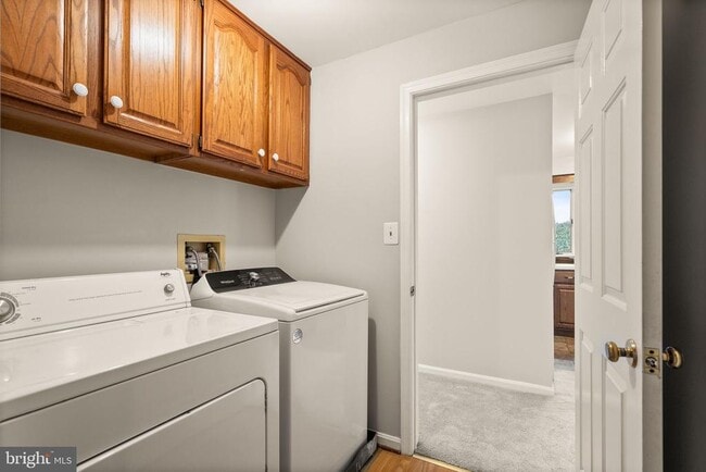 Building Photo - 318 Evergreen Mills Rd