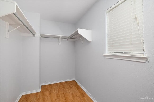 Building Photo - 14 N 40th St