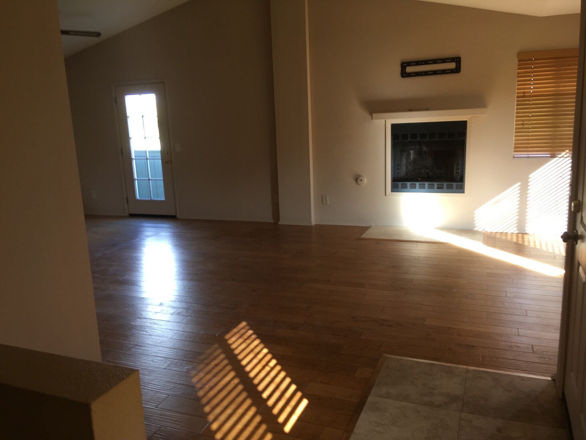Building Photo - 446 Stimson Ave