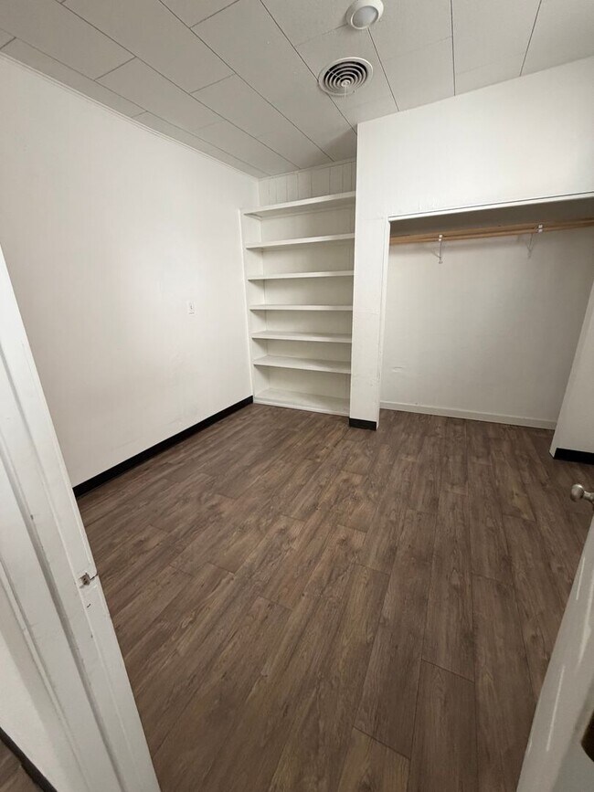 Building Photo - Price Main Street Triplex