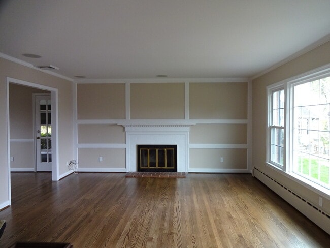 Building Photo - Wonderful Home in Prime Location!
