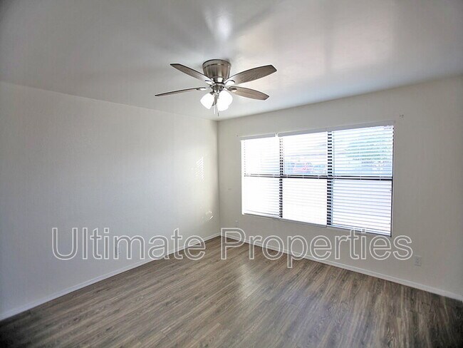 Building Photo - 18205 N 87th Dr