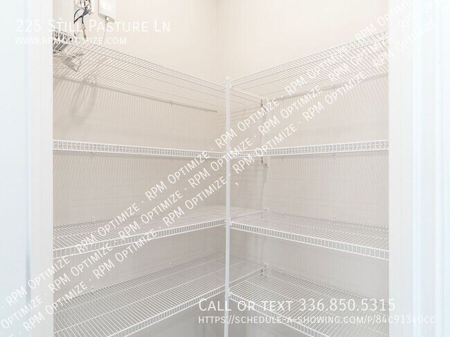 Building Photo - 225 Still Pasture Ln