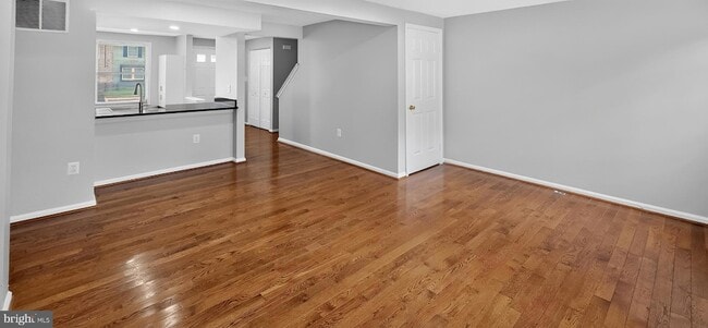 Building Photo - 3591 Laurel View Ct