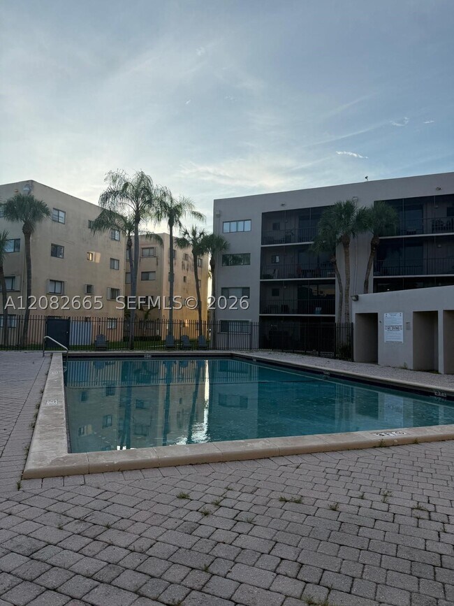 Building Photo - 8650 SW 133rd Avenue Rd