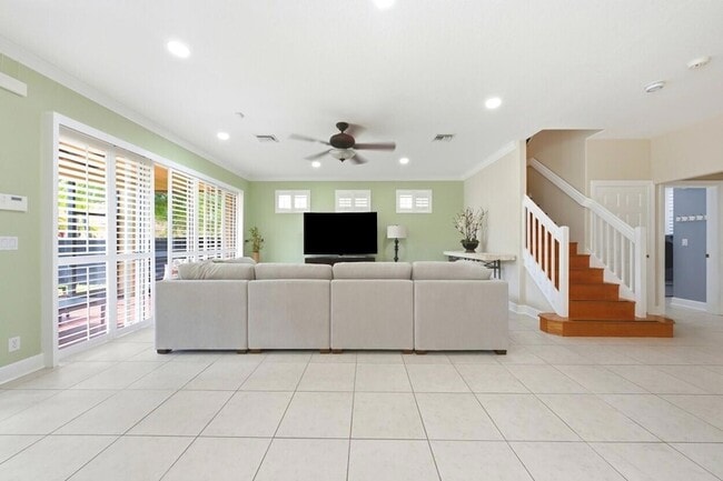 Building Photo - 8212 Calterra Dr