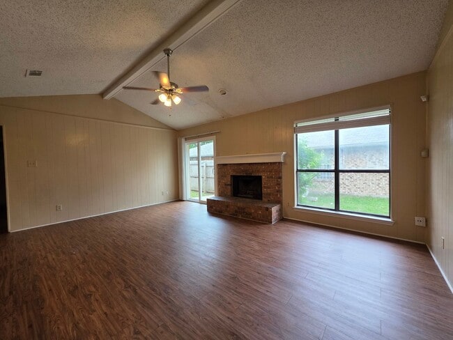 Building Photo - 4724 Berridge Ln
