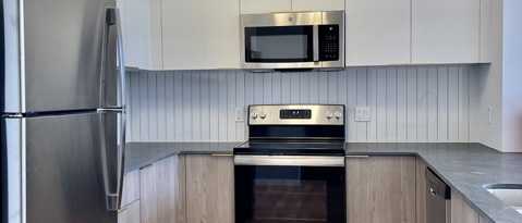 Building Photo - 11200 Biscayne Blvd