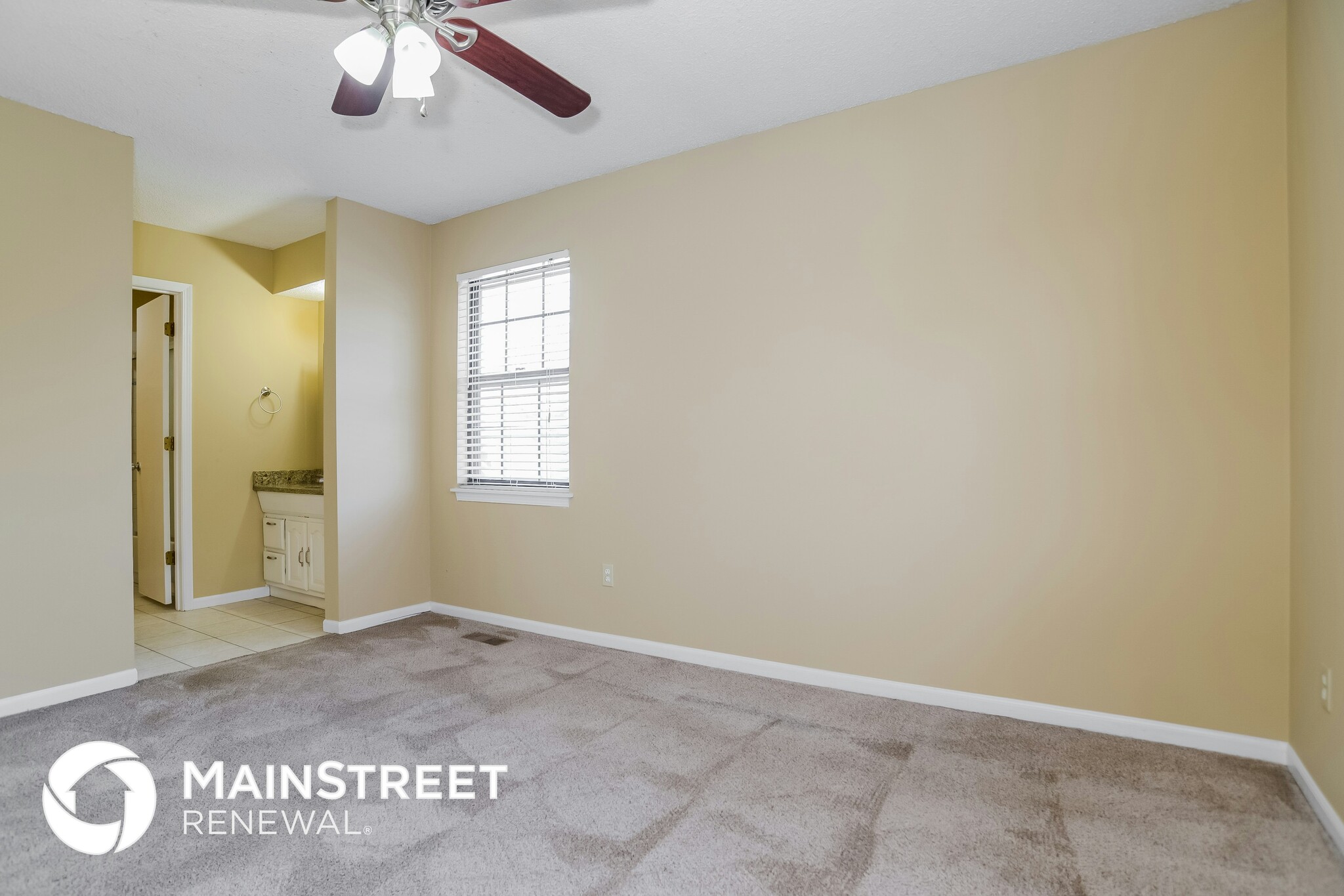 Building Photo - 1126 E Elizabeth St