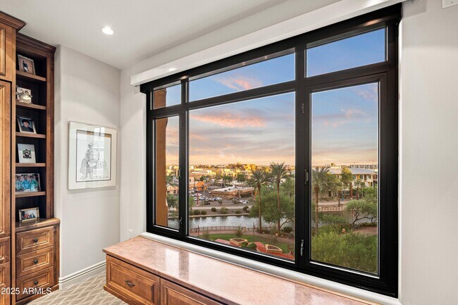 Building Photo - 7181 E Camelback Rd